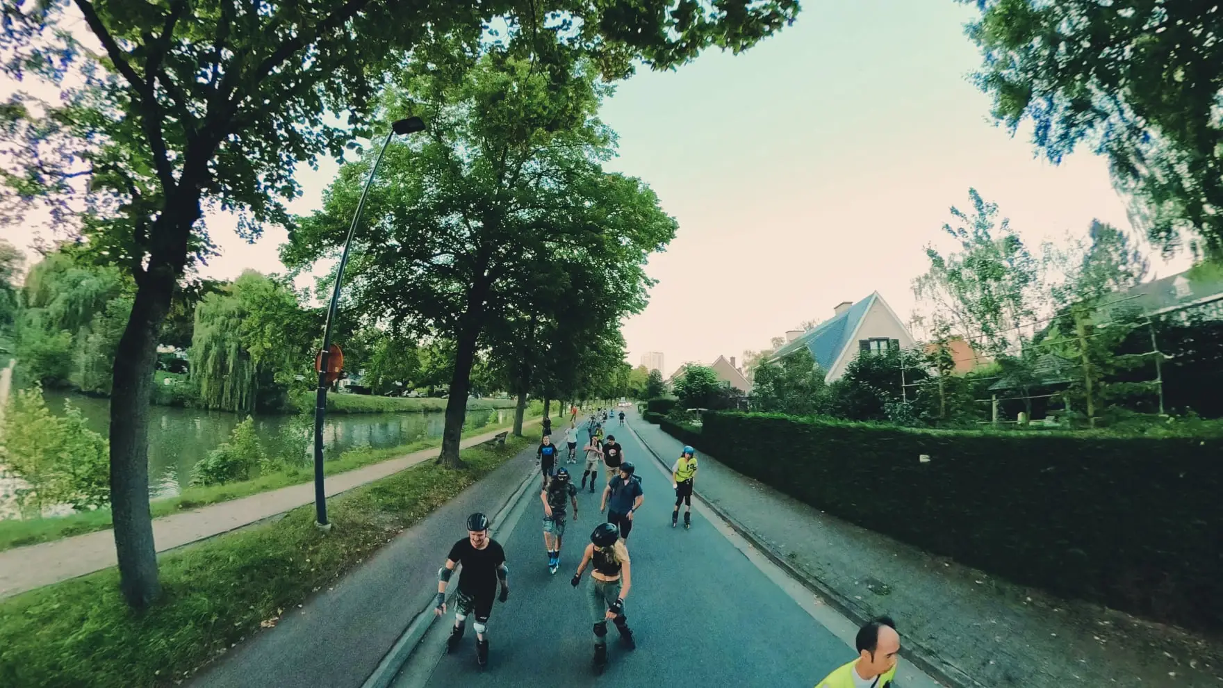De Gentse Rollerparade 2025: Kleine tocht 20.00 terug 21.00